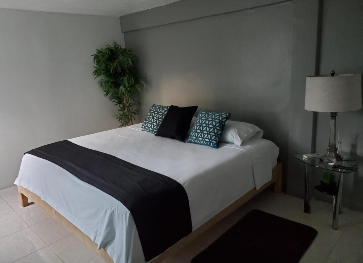 Downtown Hostel Chetumal Buitenkant foto